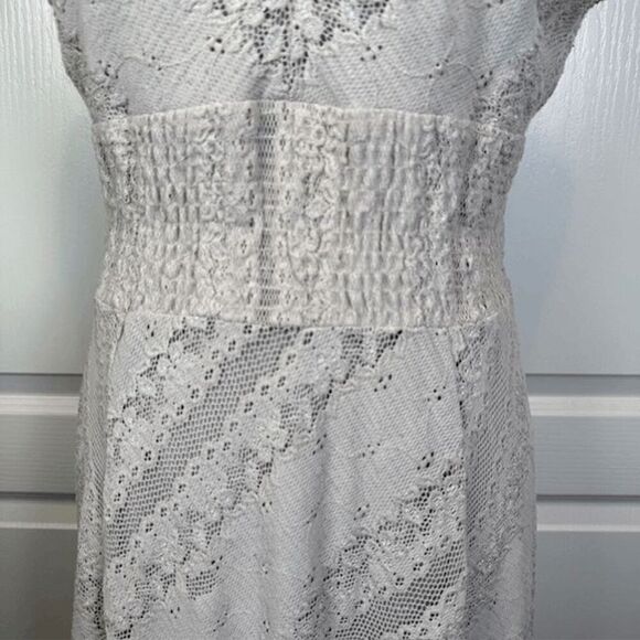 Rabbit Rabbit Rabbit Designs Crochet Lace Dress Cream Ivory Stretch Size 10 - Picture 3 of 13